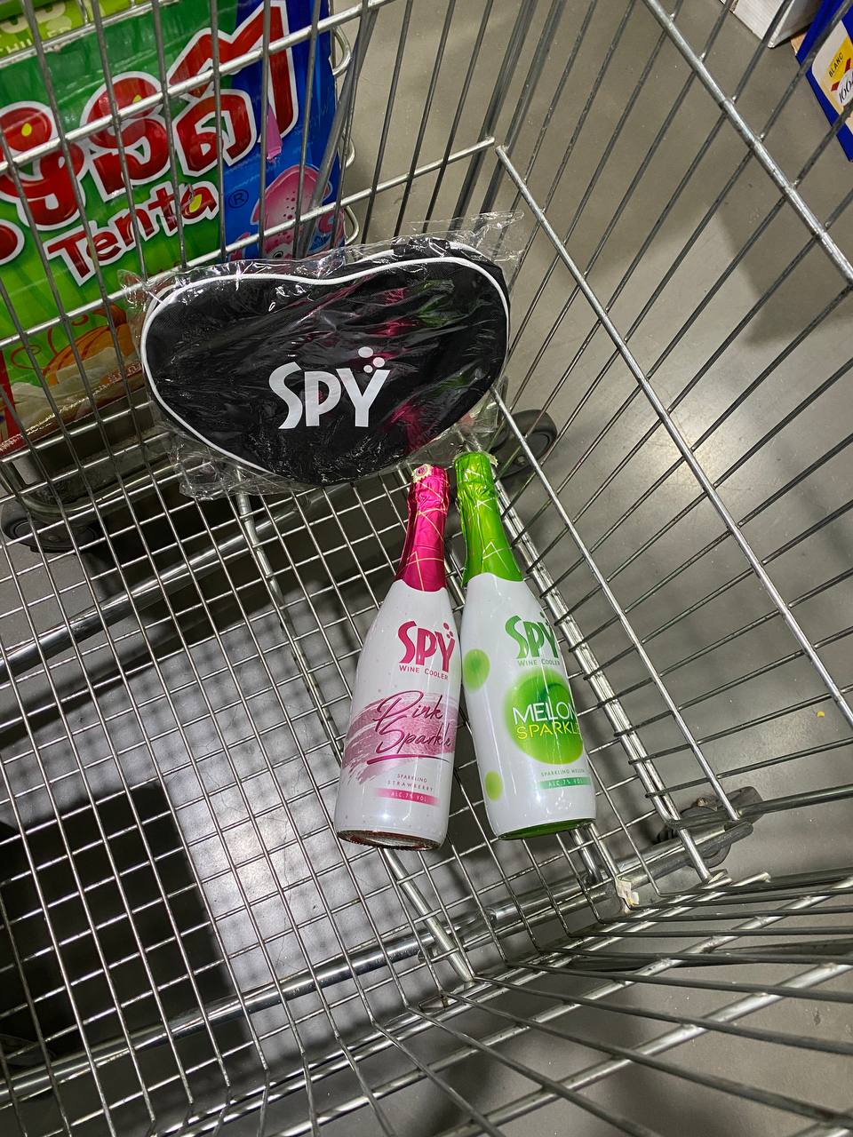 SPY Sparkle Fruit Revolutionizing FMCG Distribution with Da Houg Heng at Makro Cambodia - Image 40